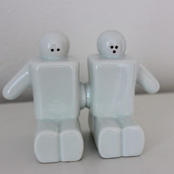 Vintage magnetic connected salt and pepper shakers